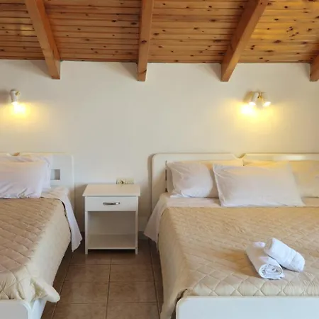Fexulis & Apartment Agios Nikolaos (Zakynthos)
