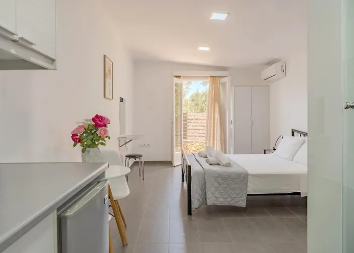 Fexulis & * Ágios Nikolaos