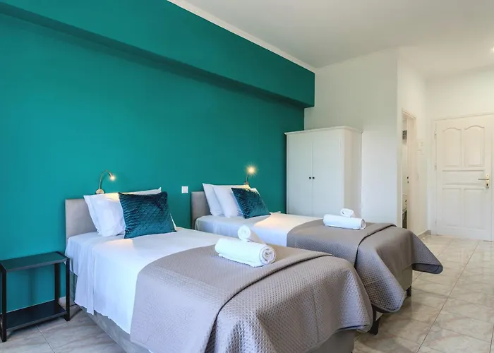 Fexulis & * Ágios Nikolaos