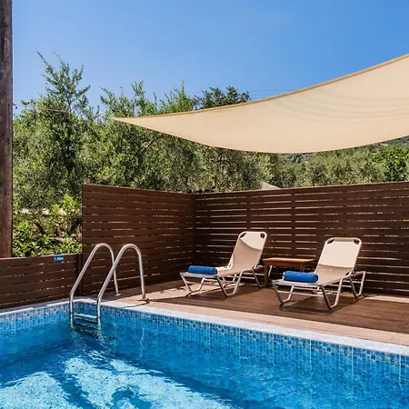 Fexulis & Lägenhet Agios Nikolaos (Zakynthos)